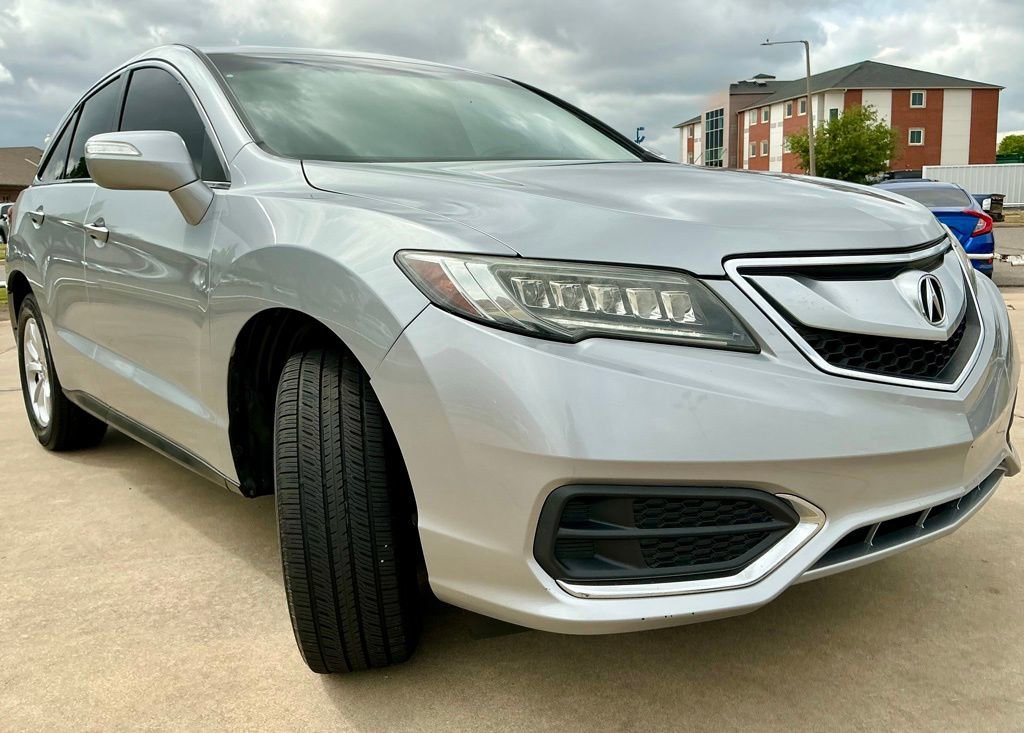 Used 2017 Acura RDX AWD image 2
