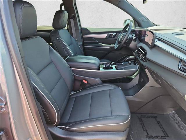 Certified 2025 Buick Enclave Preferred w/ Super Cruise Package FWD image 29