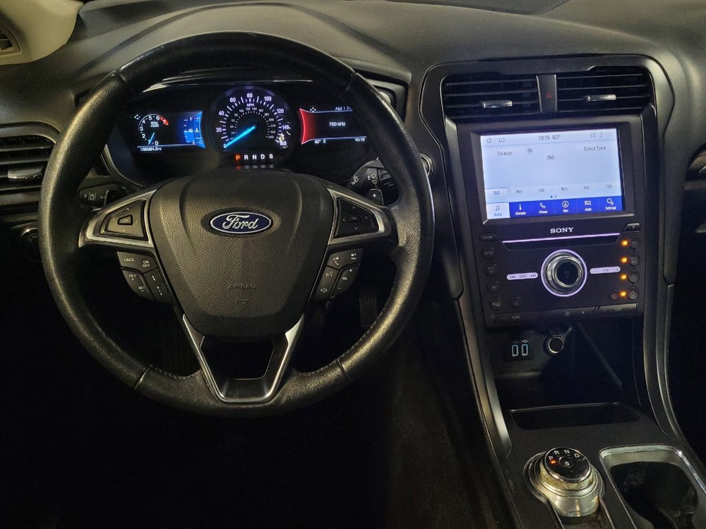 Used 2020 Ford Fusion Titanium AWD/4WD image 22