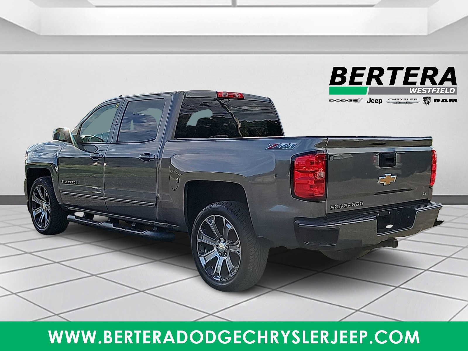 Used 2017 Chevrolet Silverado 1500 LT w/ All Star Edition AWD/4WD image 4