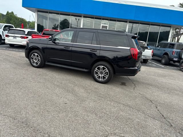 Used 2025 Ford Expedition Active AWD/4WD image 20