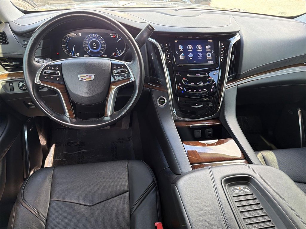 Used 2016 Cadillac Escalade ESV Premium image 7