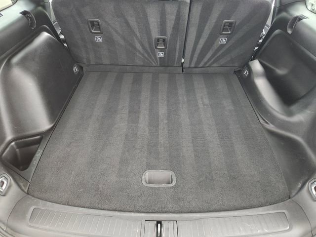 Certified 2025 Jeep Grand Cherokee Laredo w/ Luxury Tech Group I RWD image 30