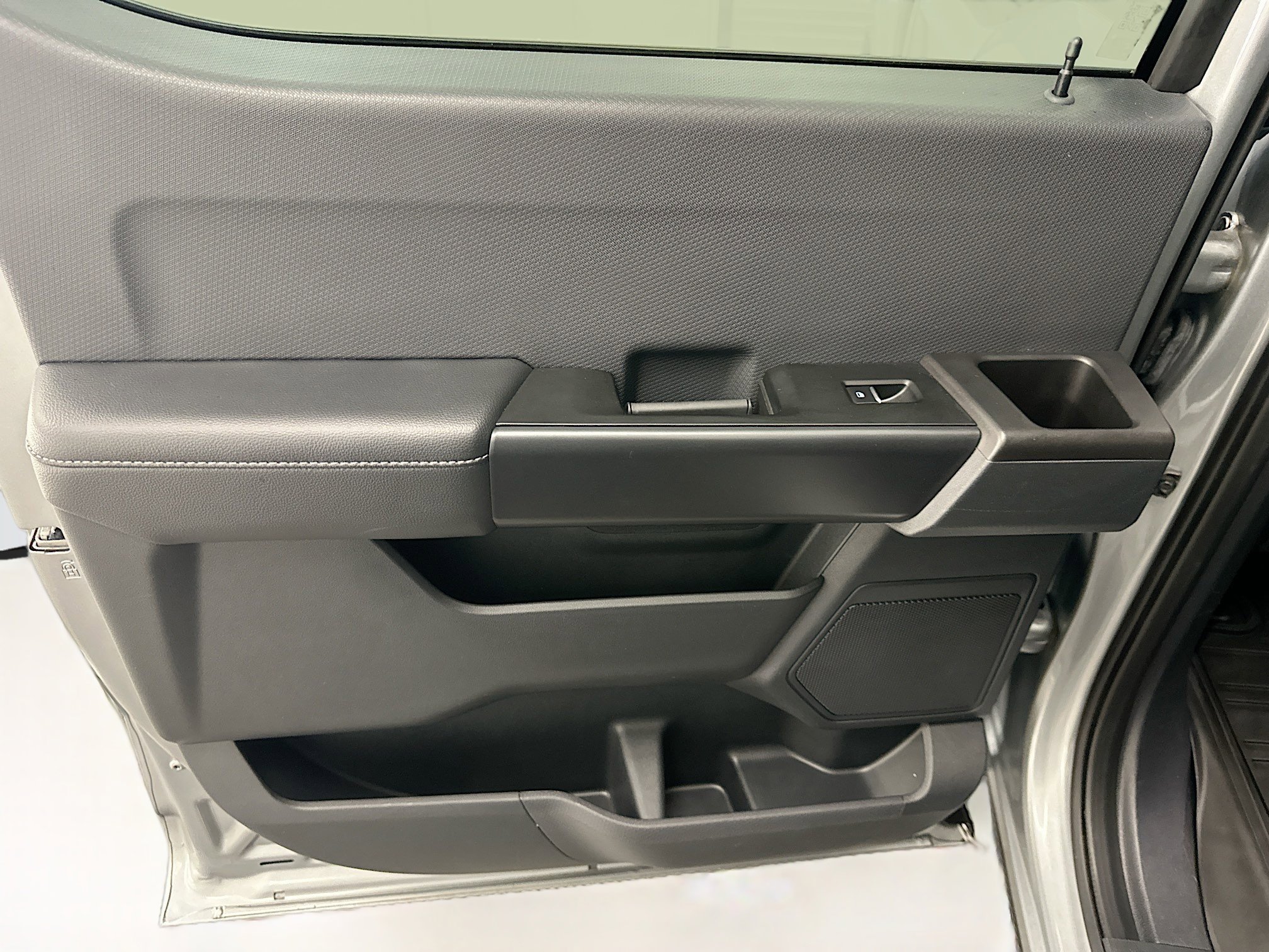 Used 2024 Ford F150 STX image 26