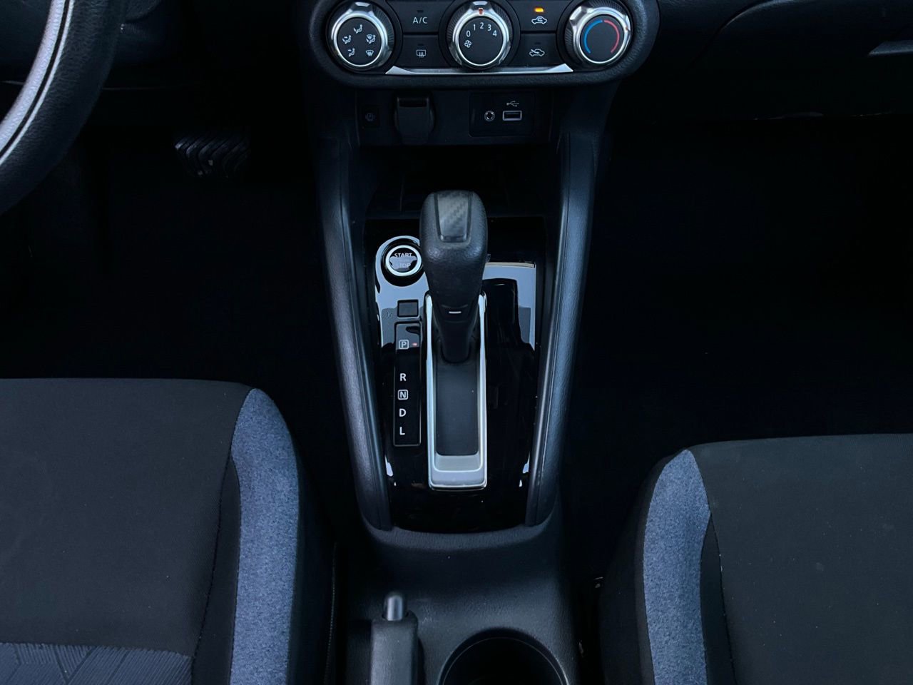 Used 2025 Nissan Versa SV image 14