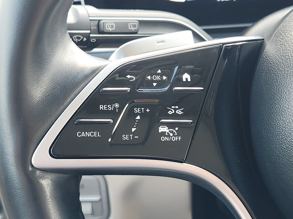 Used 2024 Mercedes-Benz GLS 450 4MATIC image 26