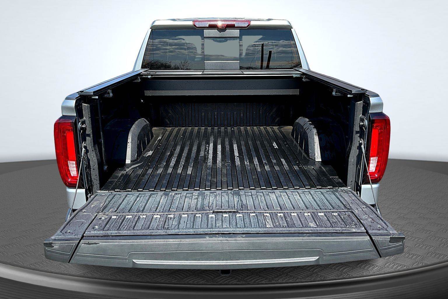 Used 2024 GMC Sierra 1500 Denali Ultimate AWD/4WD image 5