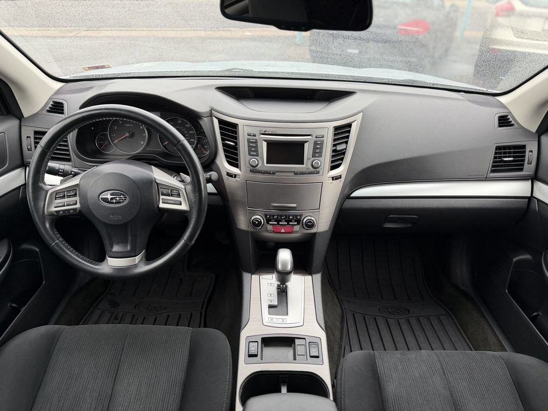Used 2014 Subaru Outback 2.5i Premium AWD/4WD image 14