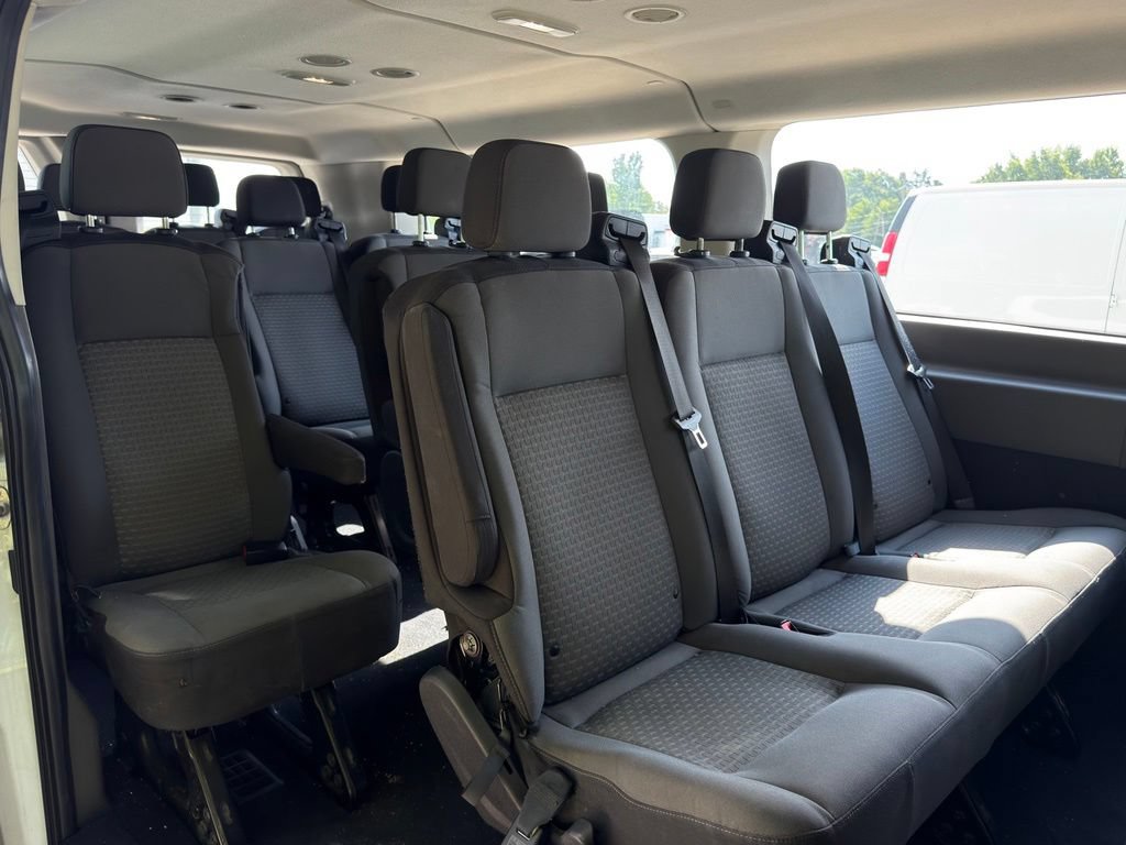Used 2023 Ford Transit 350 XLT RWD image 14