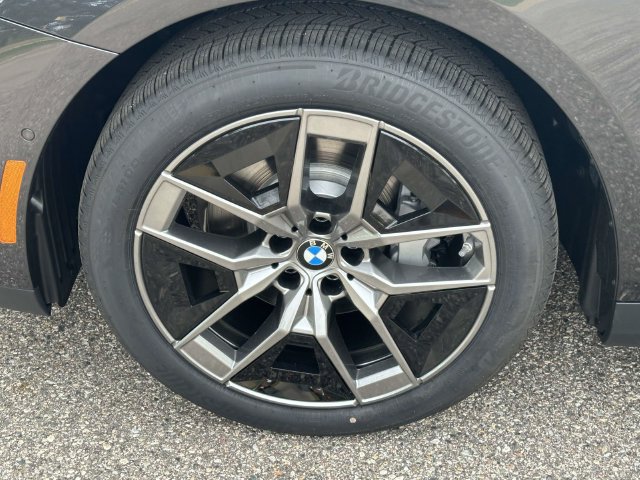 New 2027 BMW 530i xDrive w/ Premium Package AWD/4WD image 7