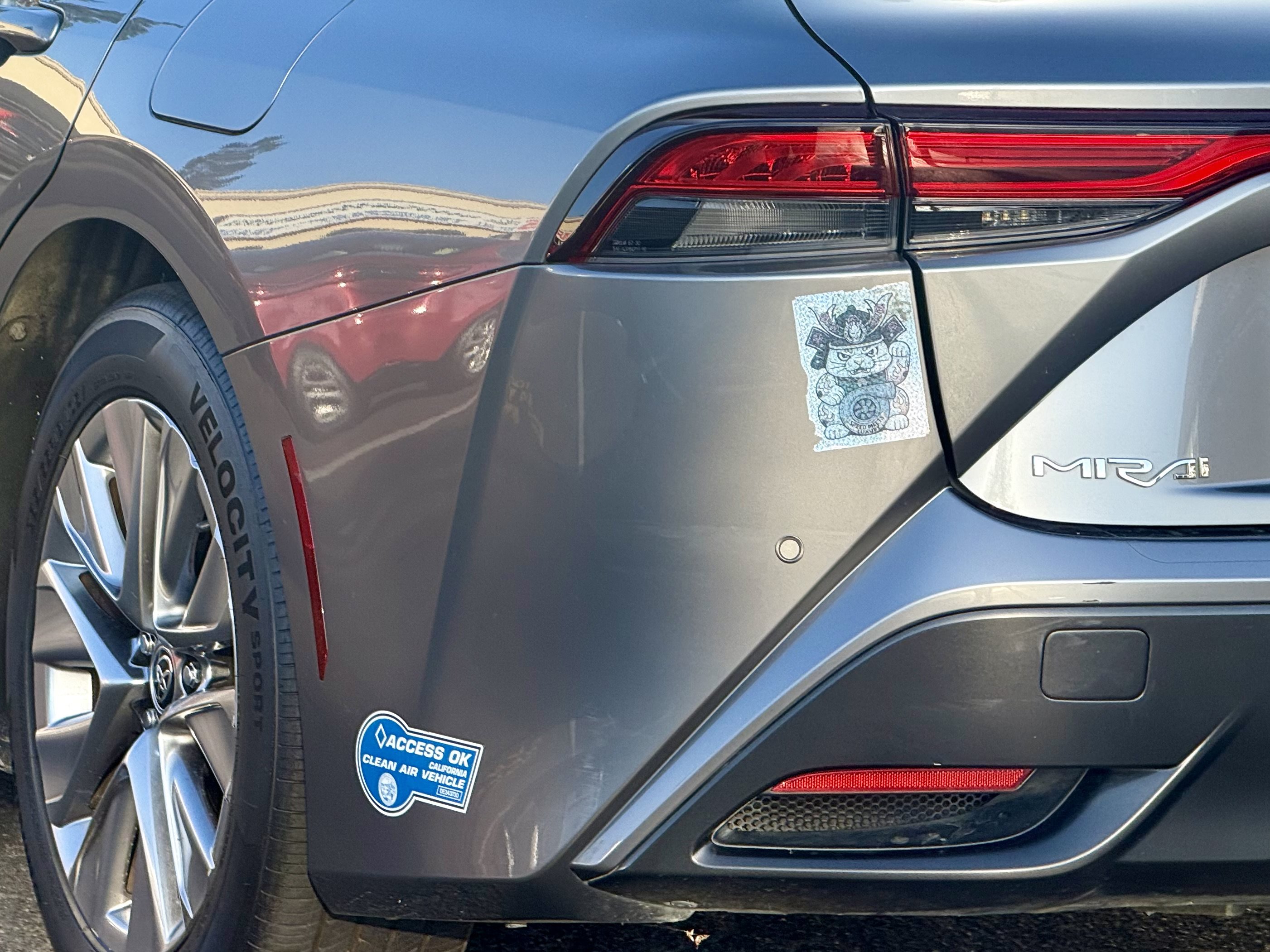 Used 2021 Toyota Mirai w/ Advanced Technology Package RWD image 11