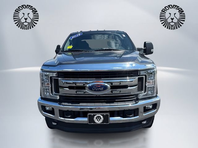 Used 2019 Ford F250 XLT w/ XLT Value Package AWD/4WD image 2