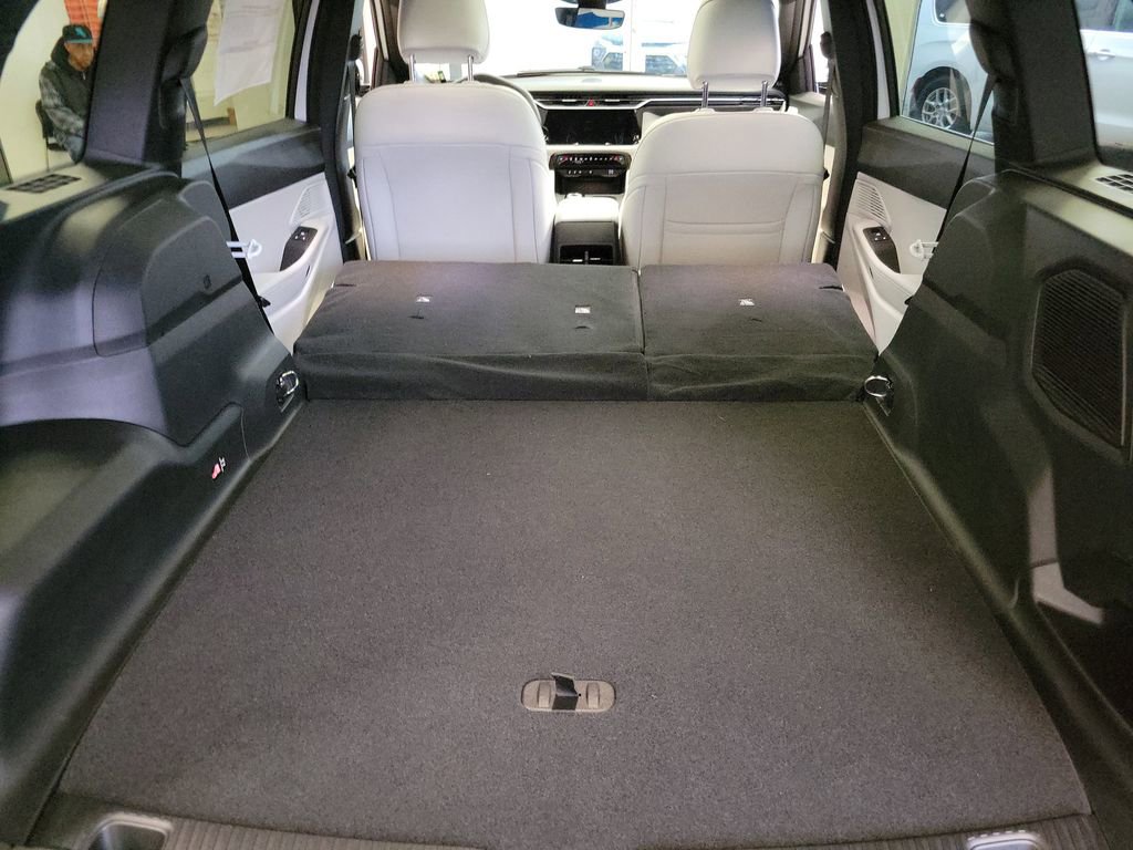 New 2026 Jeep Cherokee Limited image 8