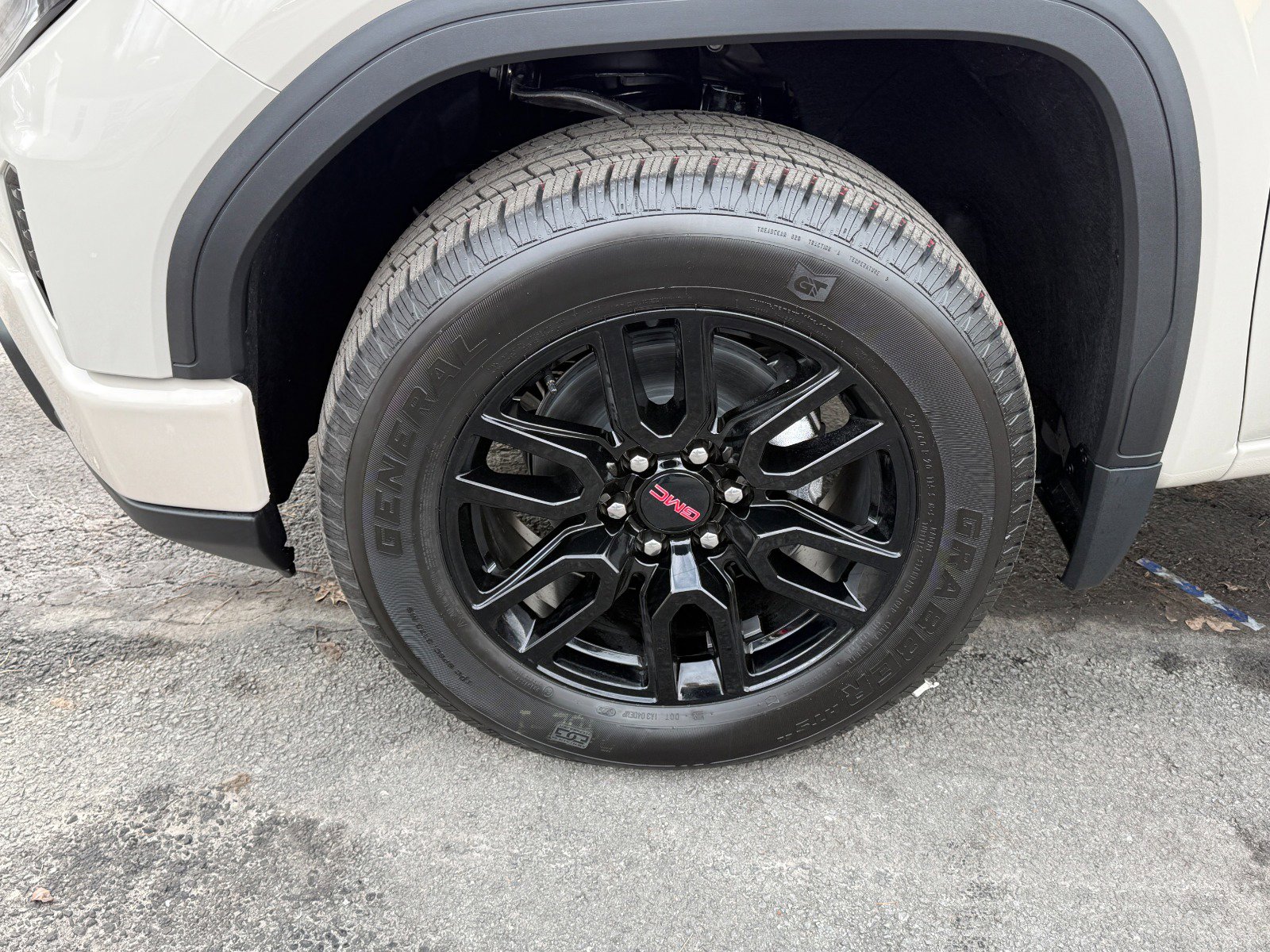 New 2026 GMC Sierra 1500 Pro w/ Graphite Edition AWD/4WD image 9