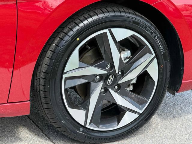 Used 2023 Hyundai Elantra SEL w/ Convenience Package image 19