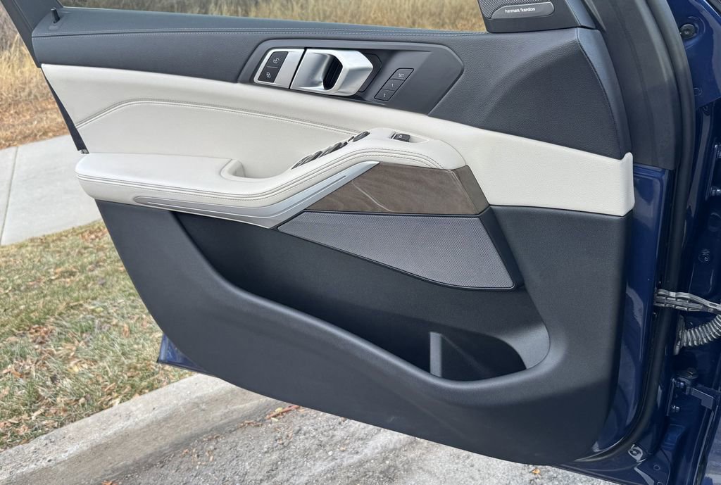 Used 2021 BMW X5 xDrive40i w/ Premium Package 2 image 15