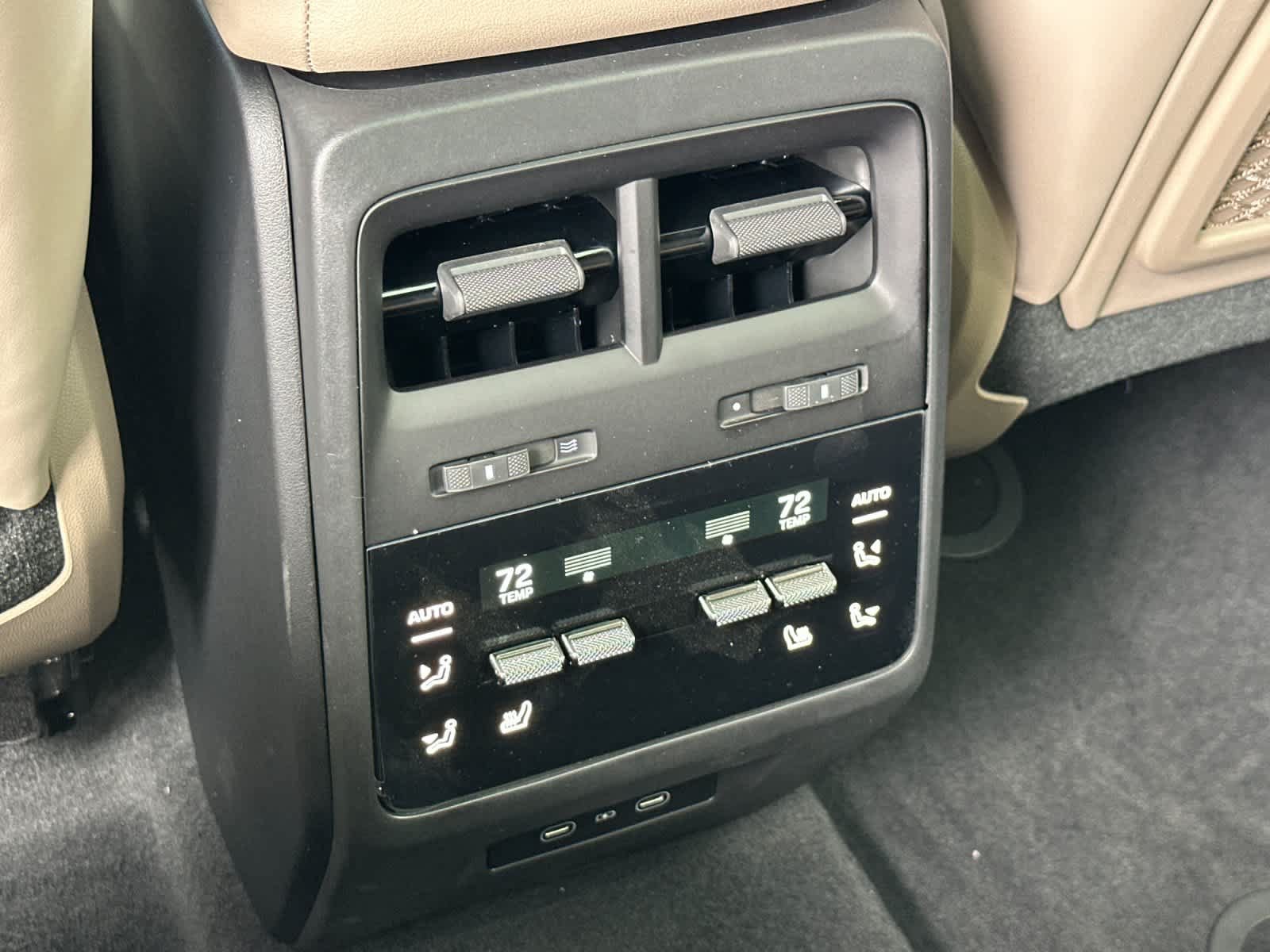 New 2026 Porsche Macan Electric RWD image 14