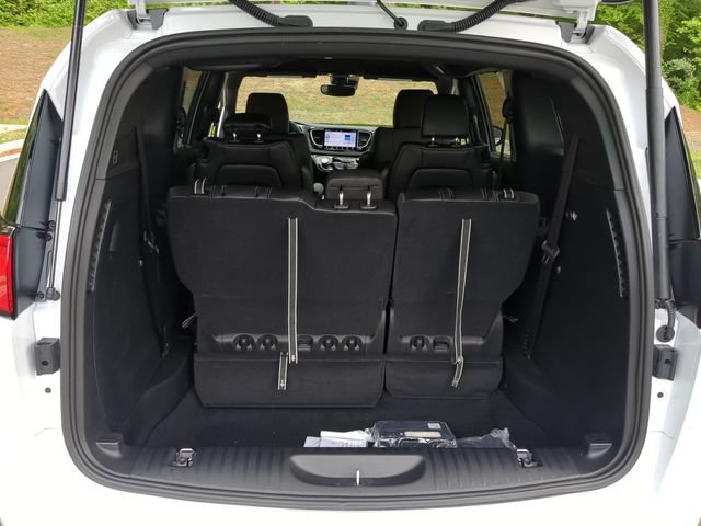 New 2025 Chrysler Voyager LX FWD image 23