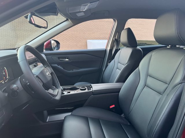 New 2025 Nissan Rogue SL AWD/4WD image 12