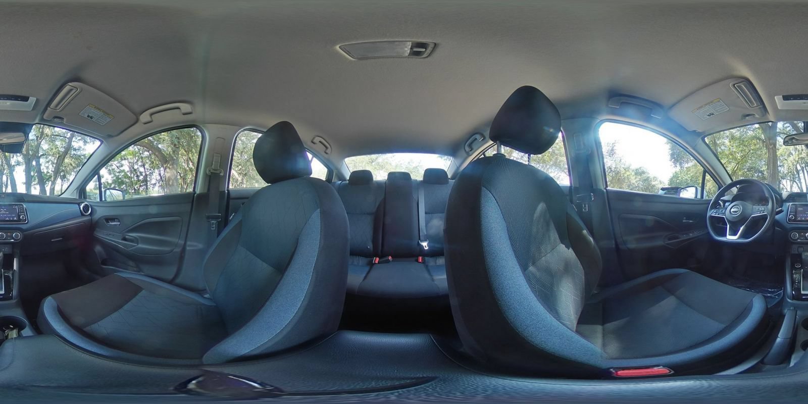 Used 2025 Nissan Versa SV FWD image 40