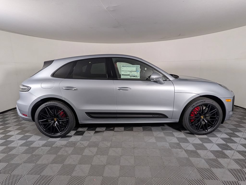 New 2026 Porsche Macan GTS AWD/4WD image 8