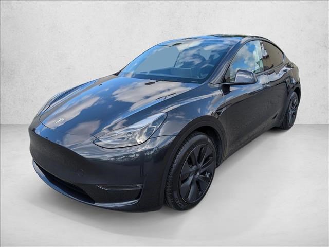 Used 2024 Tesla Model Y Long Range AWD/4WD image 1