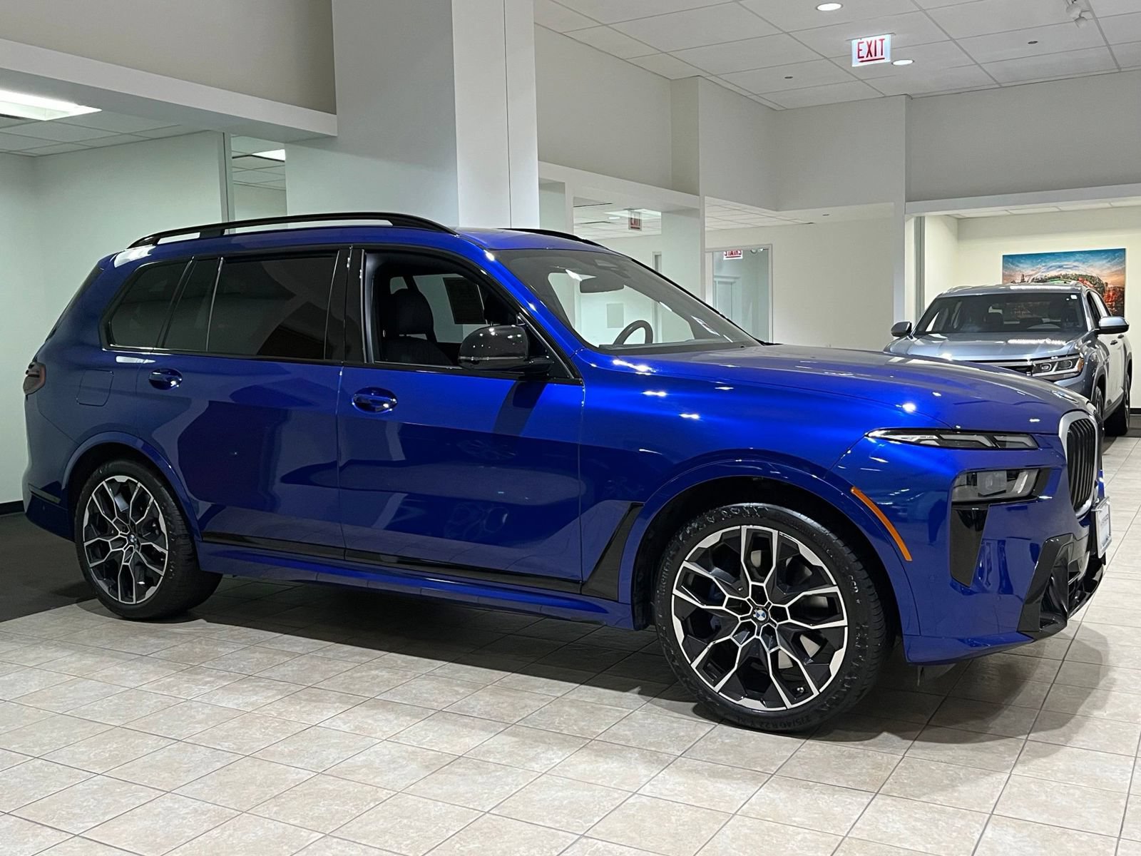 Used 2025 BMW X7 M60i AWD/4WD image 12