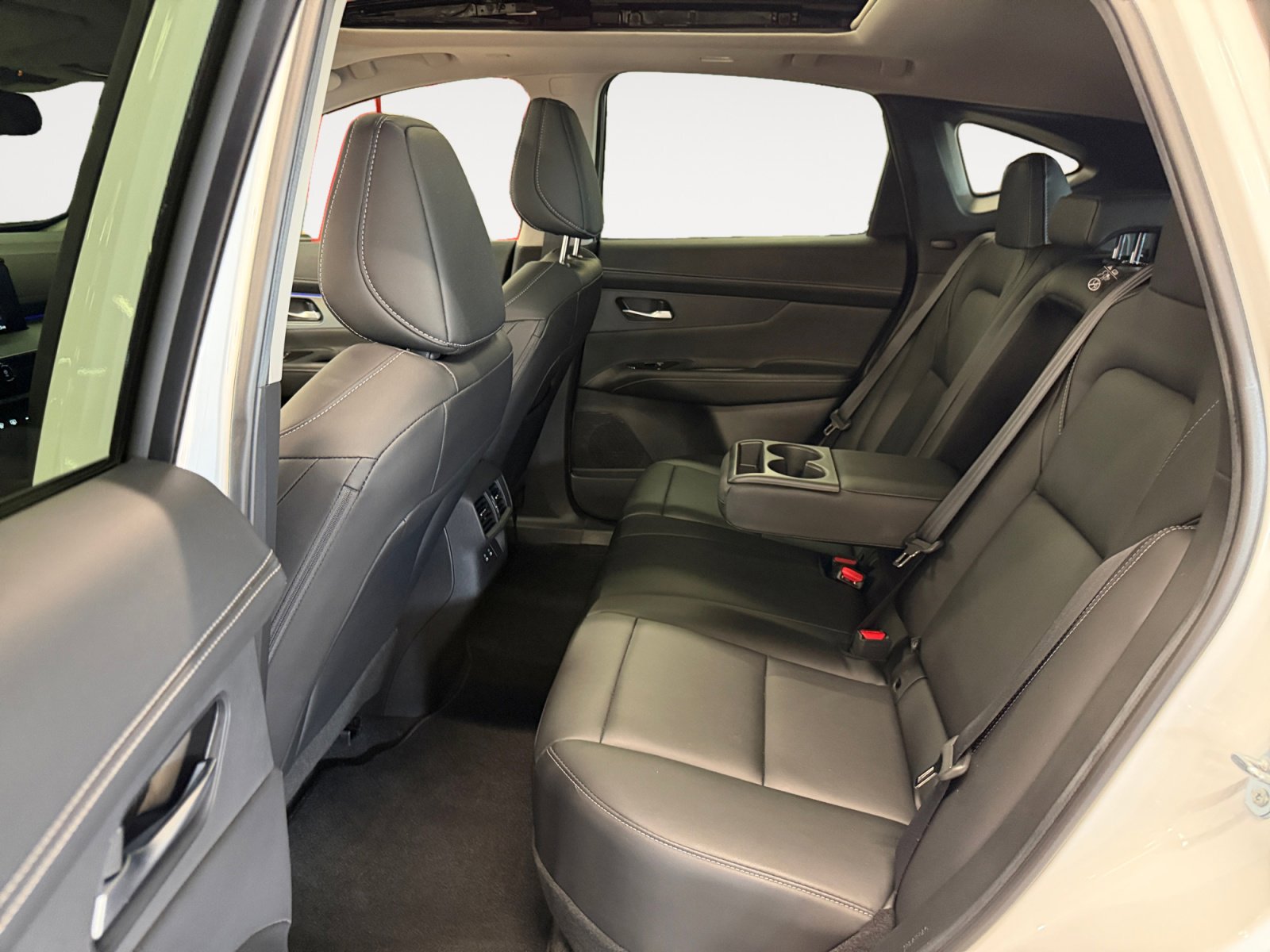 Used 2025 Nissan Murano SL image 25