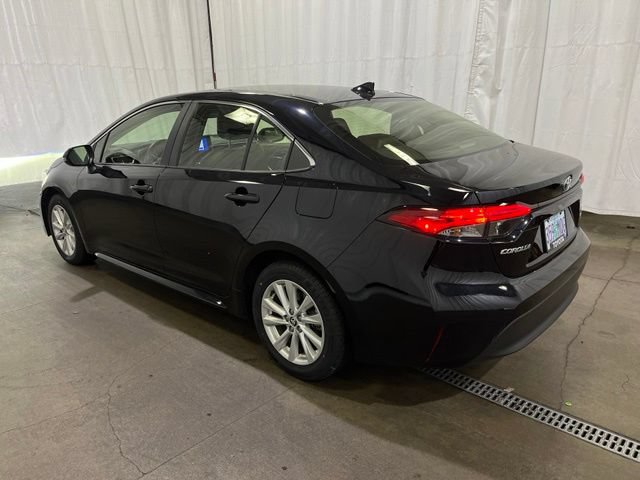 Certified 2024 Toyota Corolla XLE FWD image 5