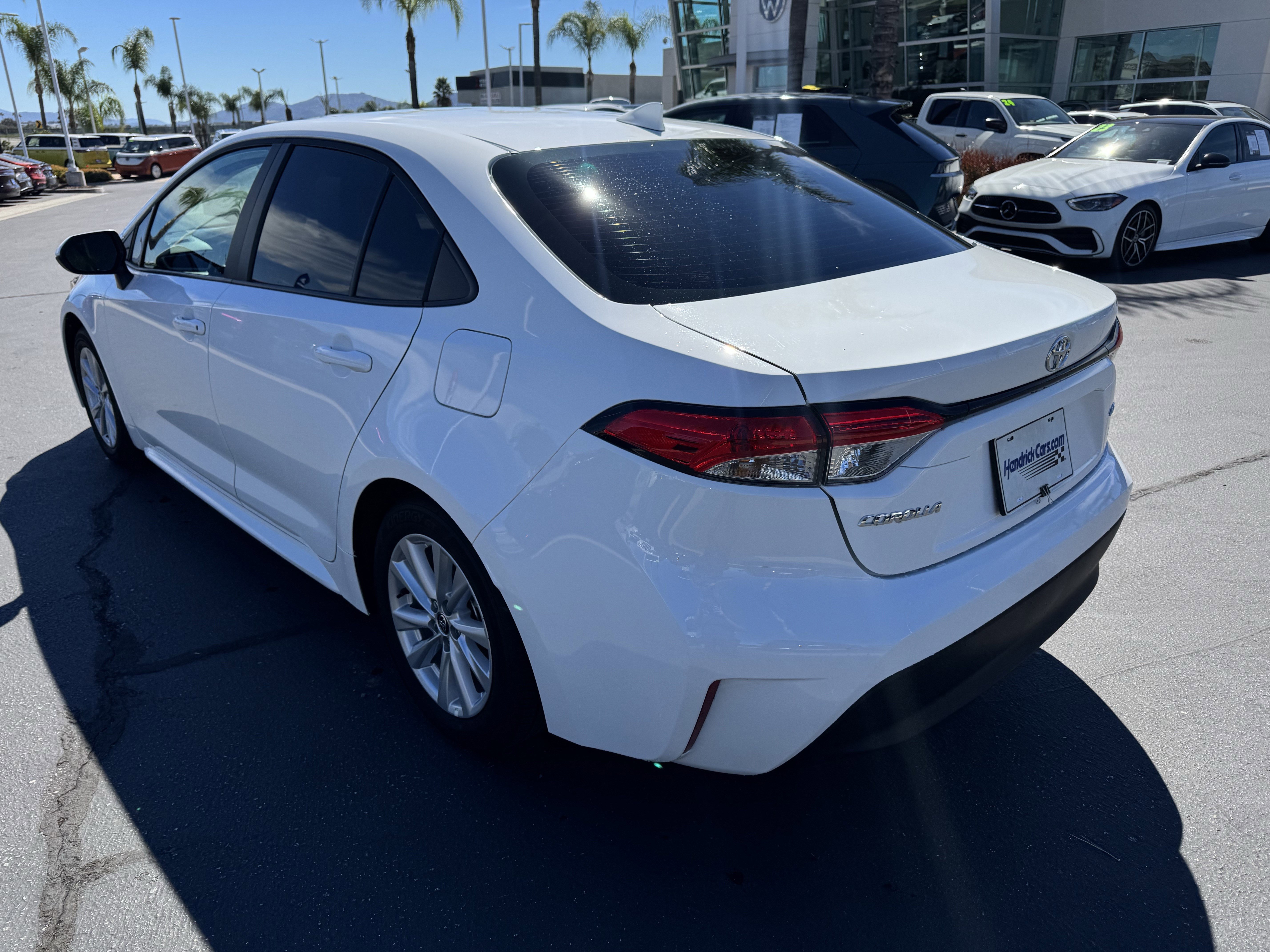 Used 2026 Toyota Corolla LE w/ LE Premium Package image 8