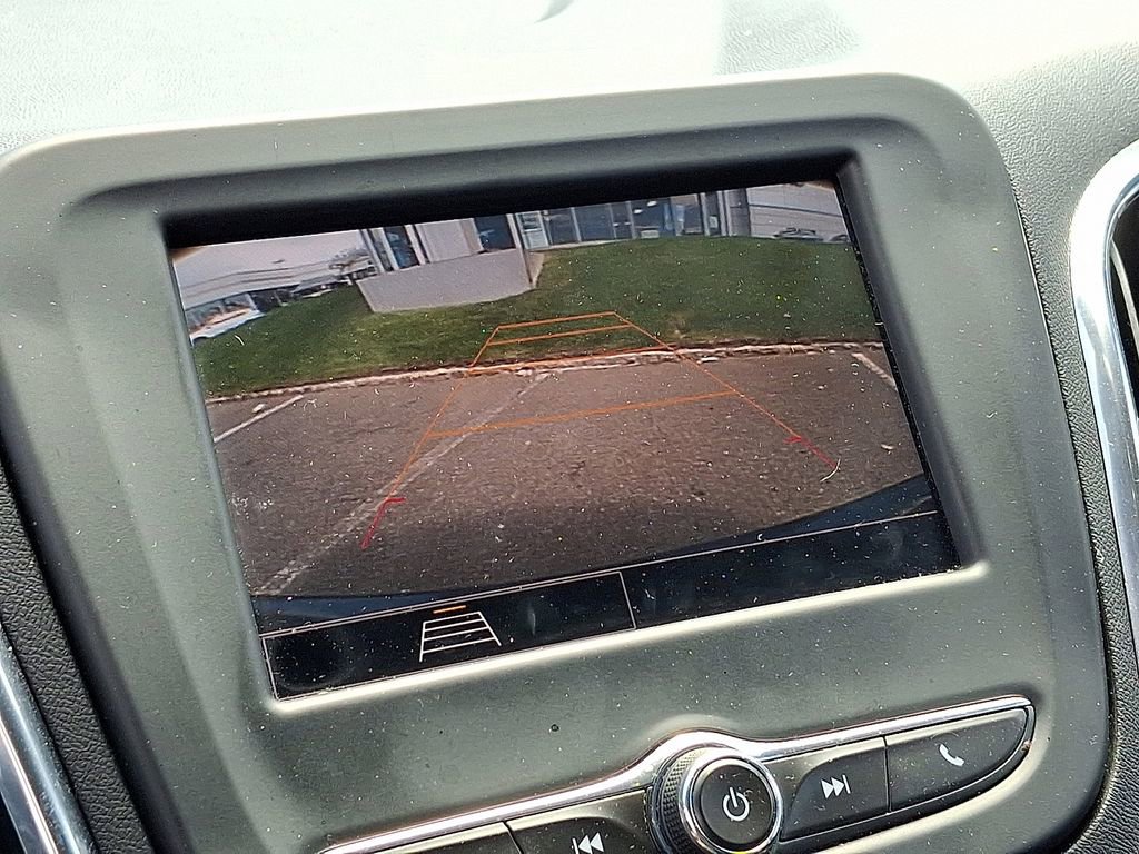 Used 2024 Chevrolet Equinox LT w/ LPO, Floor Liner Package FWD image 18