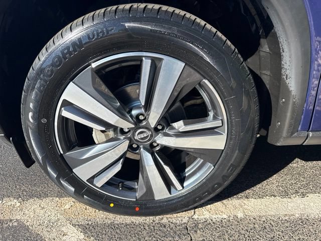 Used 2023 Nissan Rogue SL w/ SL Premium Package AWD/4WD image 9