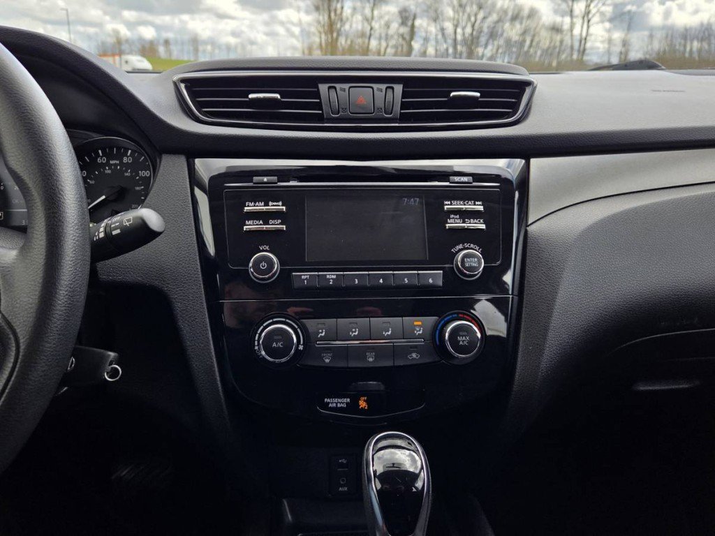 Used 2017 Nissan Rogue Sport S w/ S Appearance Package image 20