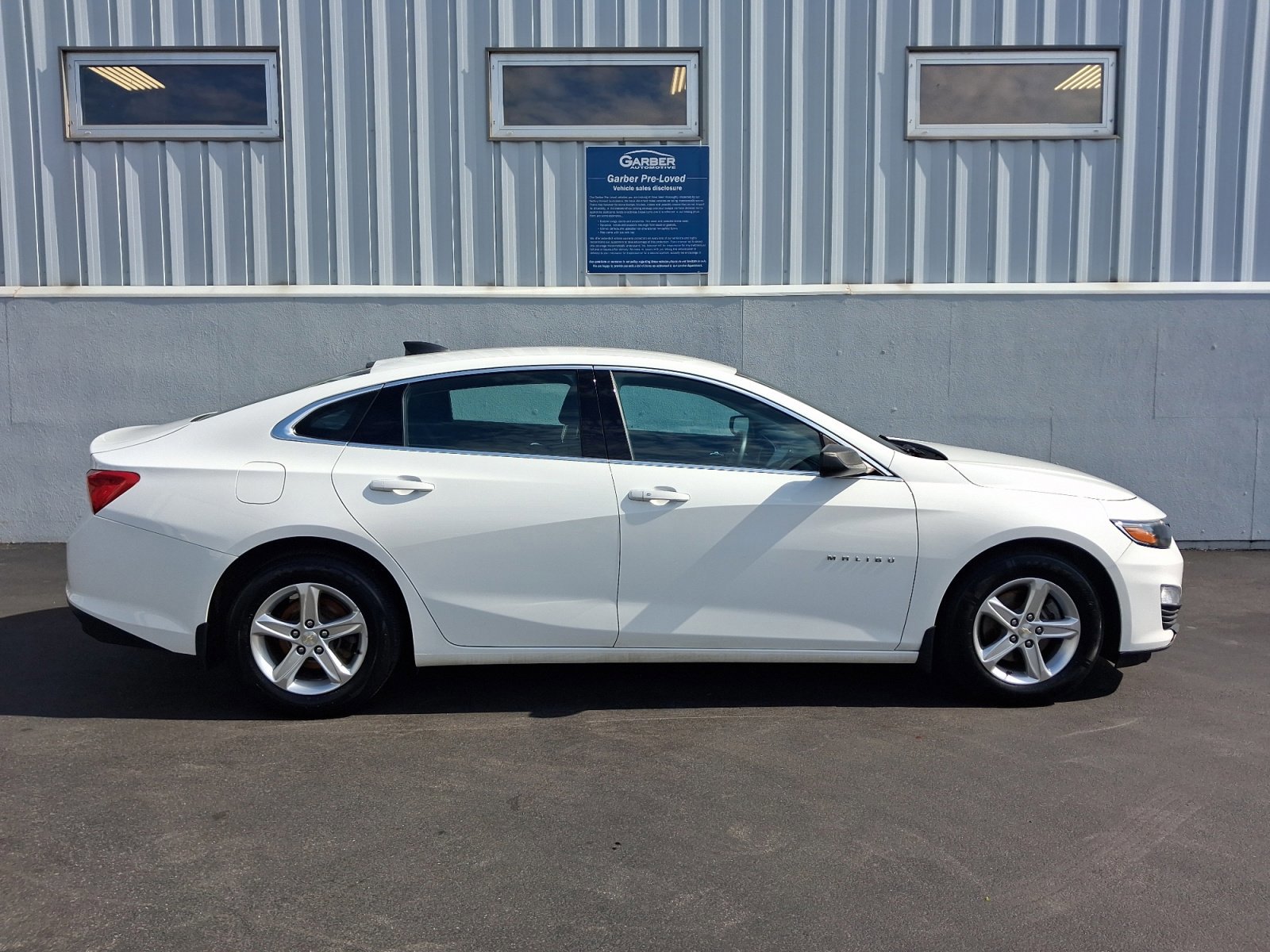 Used 2022 Chevrolet Malibu LS image 9