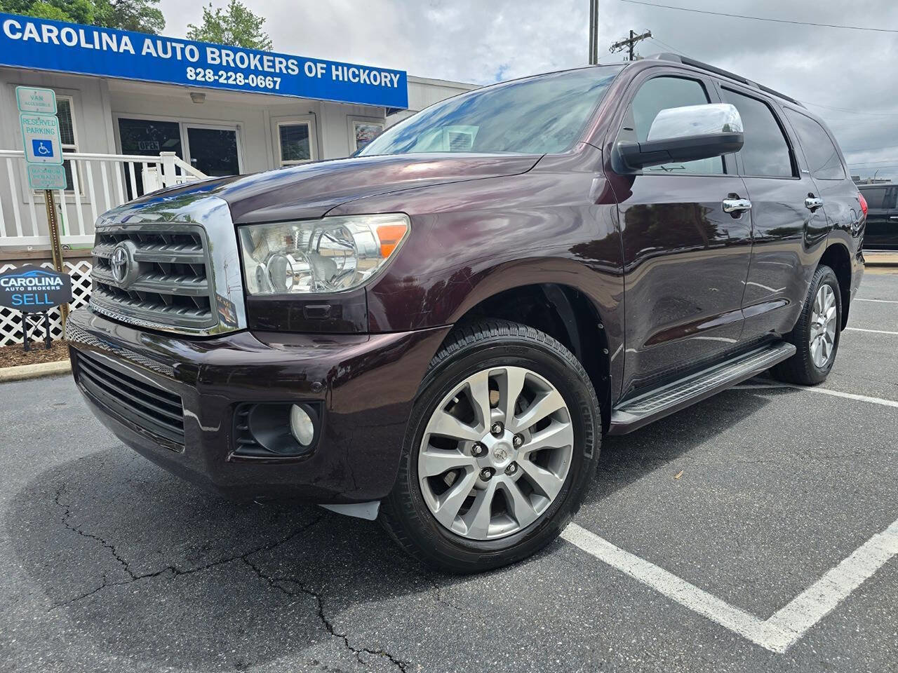 Used 2015 Toyota Sequoia Limited RWD image 2