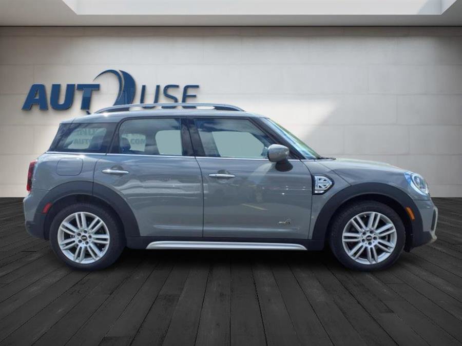 Used 2022 MINI Cooper Countryman S w/ Signature Upholstery Package image 4
