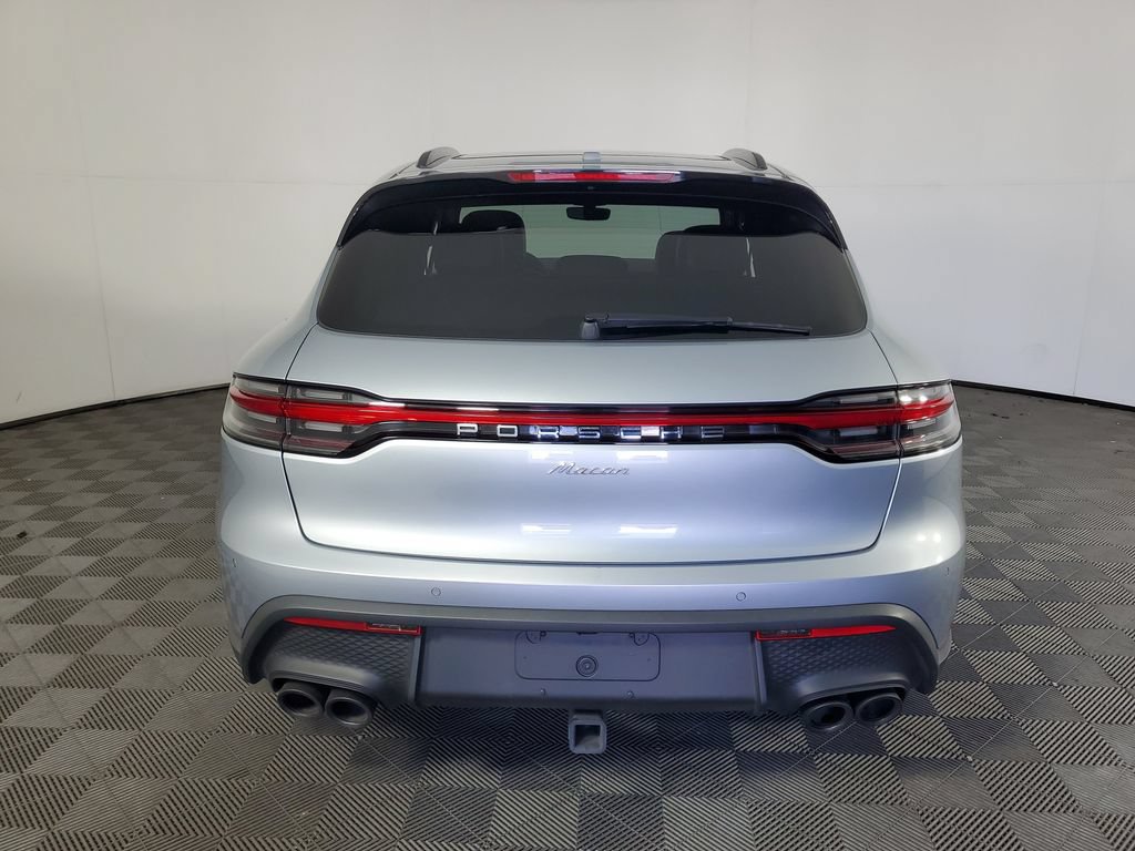Used 2024 Porsche Macan AWD/4WD image 5