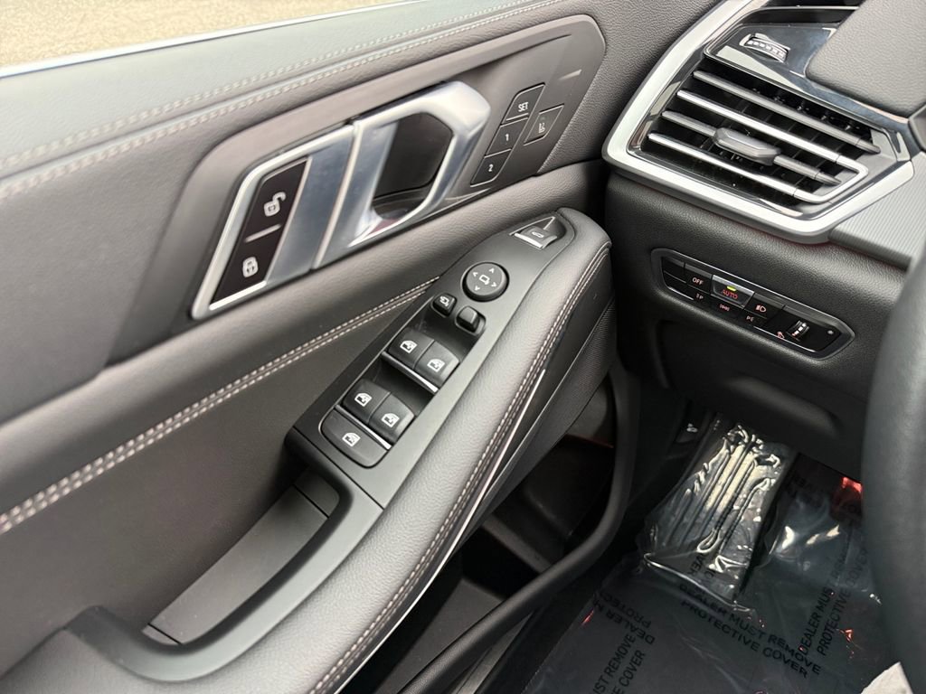 Certified 2022 BMW X5 xDrive40i image 28