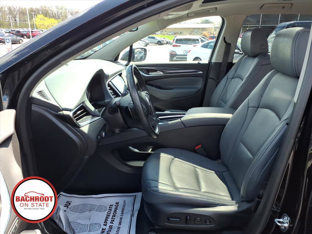 Used 2020 Buick Enclave Premium w/ Sun and Sites Package AWD/4WD image 26