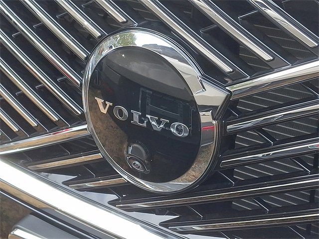 New 2026 Volvo XC90 B6 Plus w/ Protection Package Premier image 11