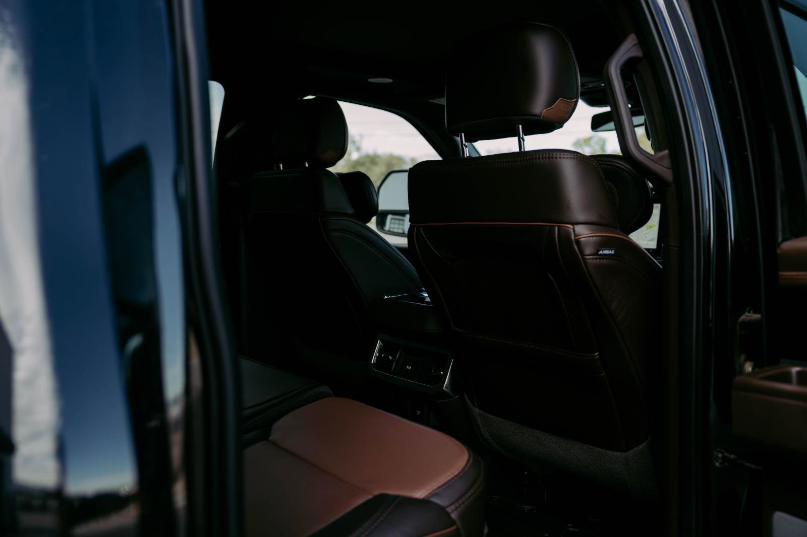 Used 2024 Ford F450 King Ranch w/ FX4 Off-Road Package image 12