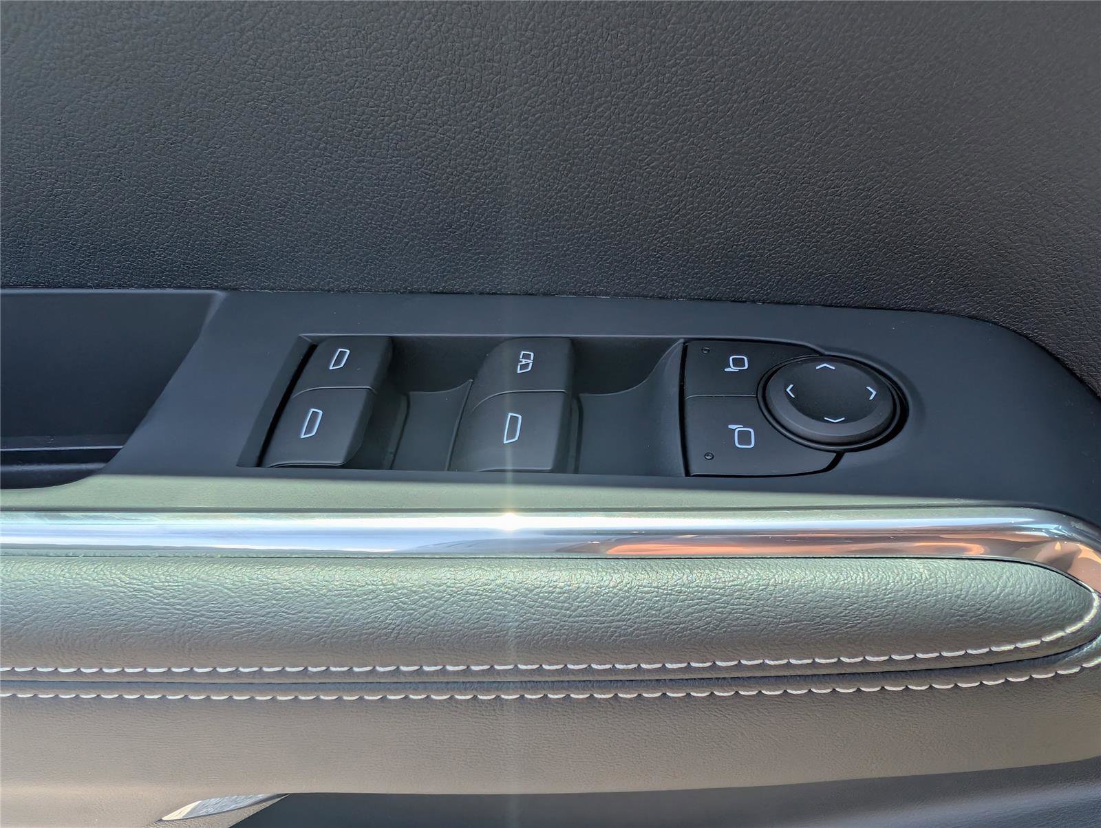 New 2025 GMC Acadia Elevation w/ Elevation Premium Package image 26