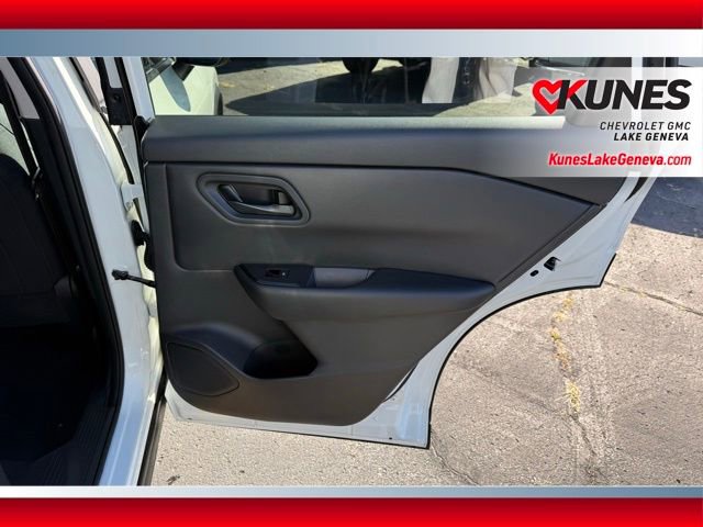 Used 2024 Nissan Rogue S image 20