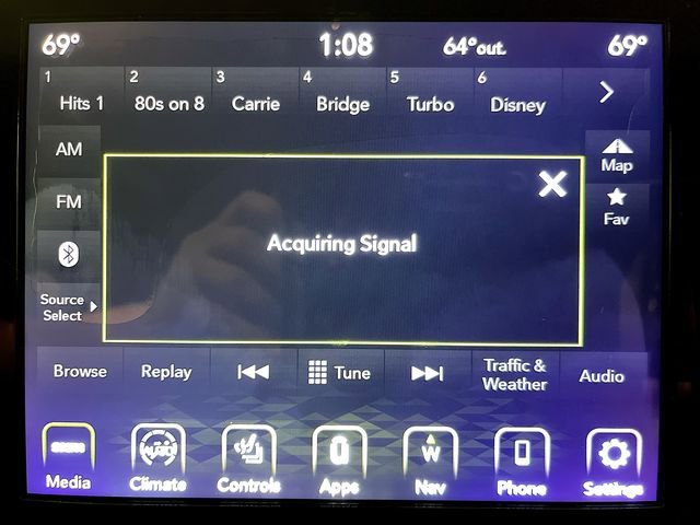 Used 2021 Jeep Grand Cherokee Laredo X image 18