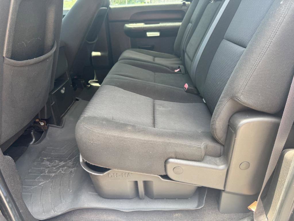 Used 2011 Chevrolet Silverado 1500 LT w/ All-Star Edition AWD/4WD image 22