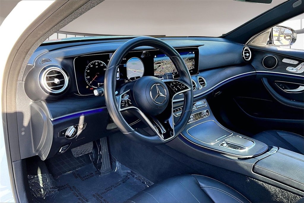 Used 2022 Mercedes-Benz E 350 Sedan image 15