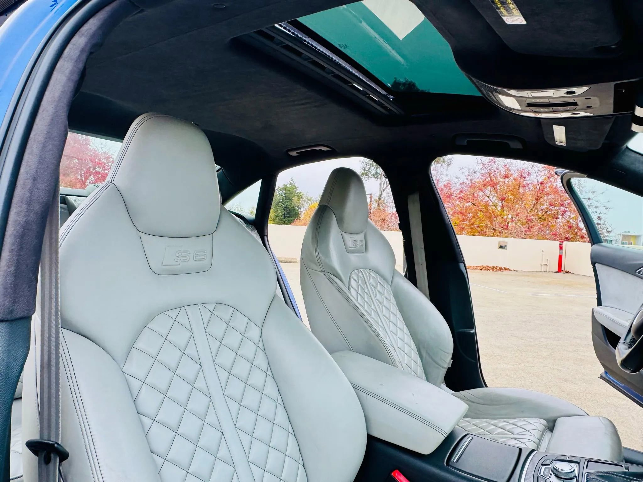 Used 2016 Audi S6 Prestige image 23