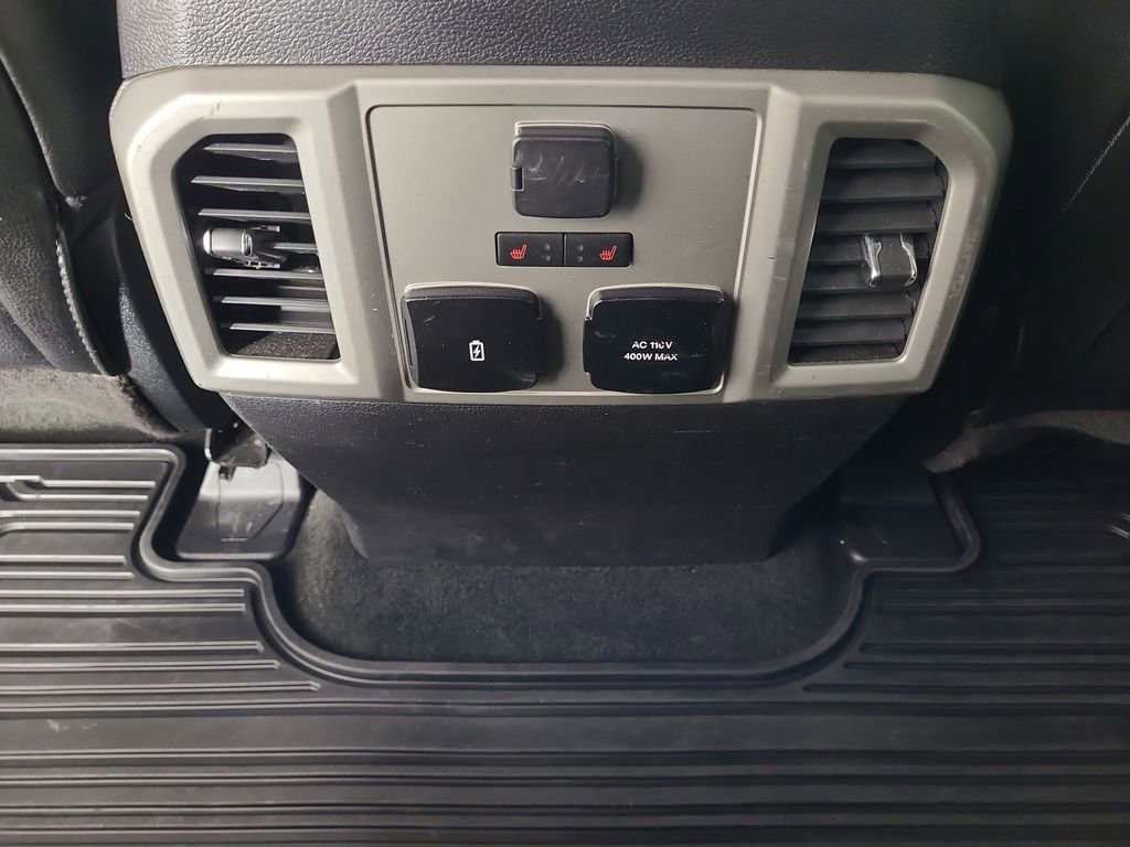 Used 2018 Ford F350 Lariat image 16