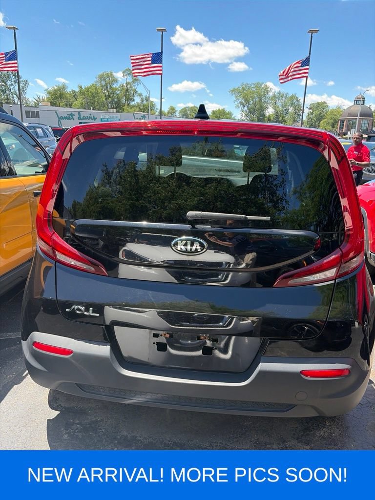 Used 2020 Kia Soul LX FWD image 3