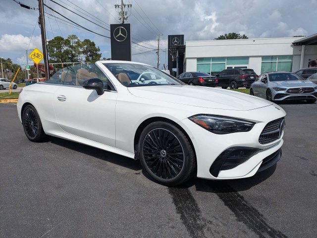 Used 2026 Mercedes-Benz CLE 300 4MATIC Cabriolet image 3